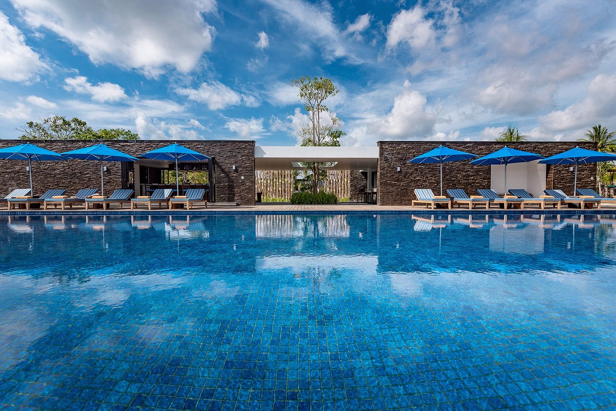 10 Hotel Terbaik di Indonesia 2025: Simfoni Kemewahan dari Timur ke Barat Nusantara